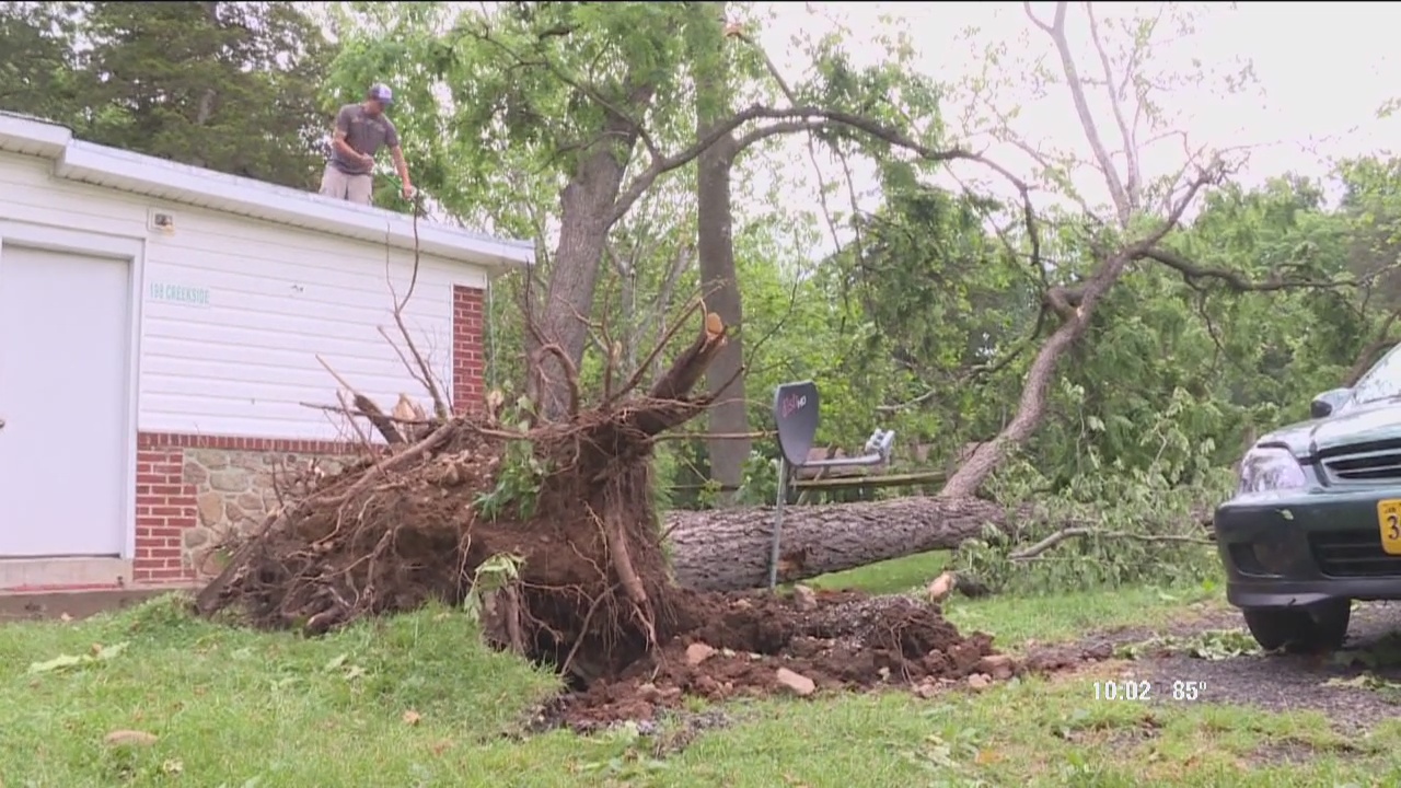 UPDATED Storm leaves trail of damage and power outages in Valley