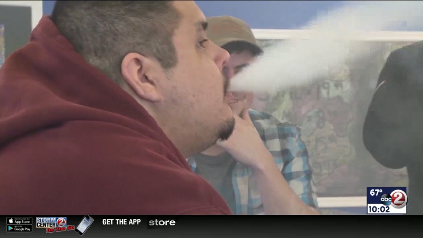 Neenah adds vaping to its smoking ordinance